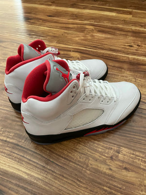DS Nike Retro Jordan 5 Fire Red